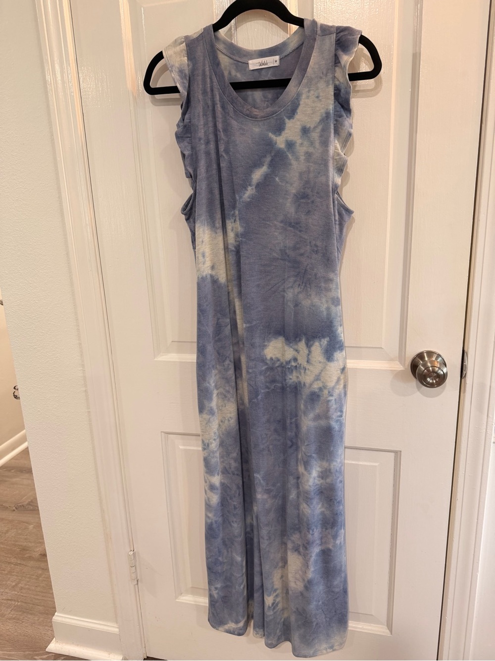 Sleeveless Blue Tie-Dye Maxi Dress by Talulah